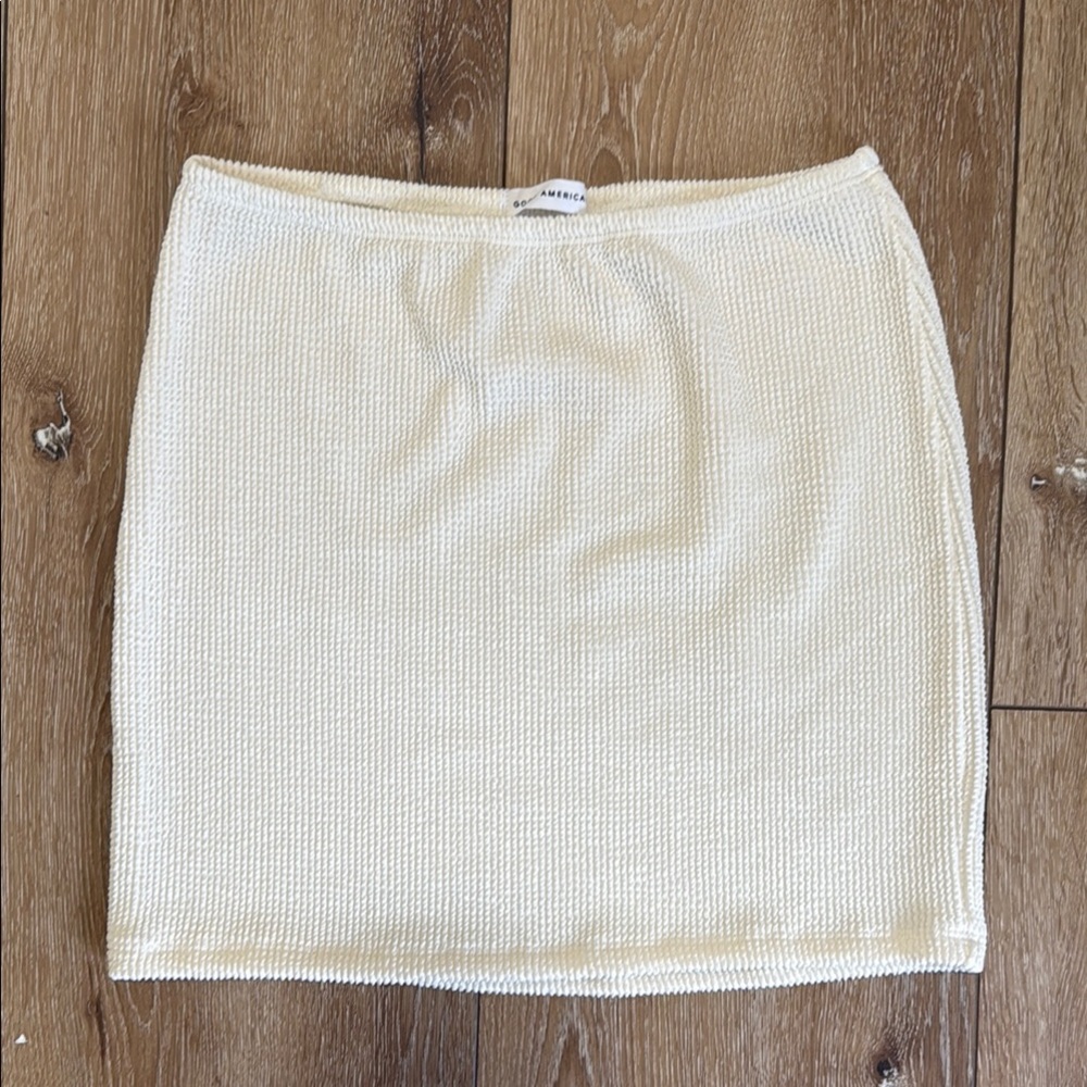 Good American Cream Mini Skirt